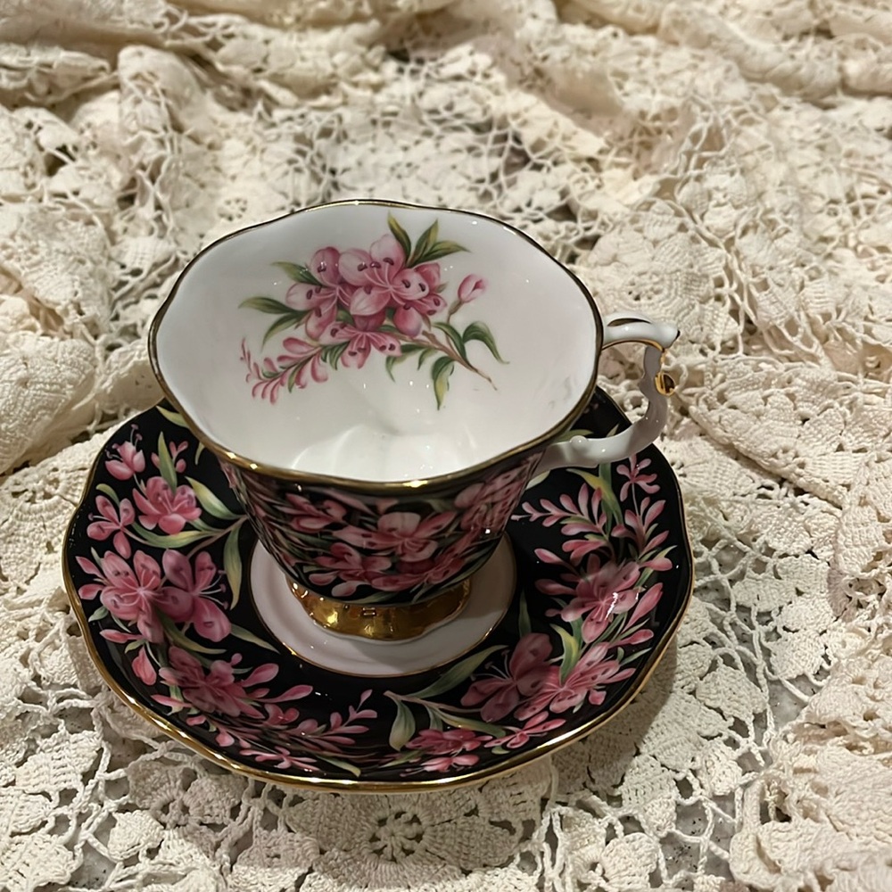 Royal Albert Provincial Flowers cup and saucer set “Fireweed”